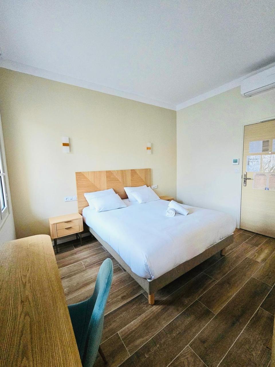 Gry hotel des Bains Sanary-sur-Mer Exterior foto