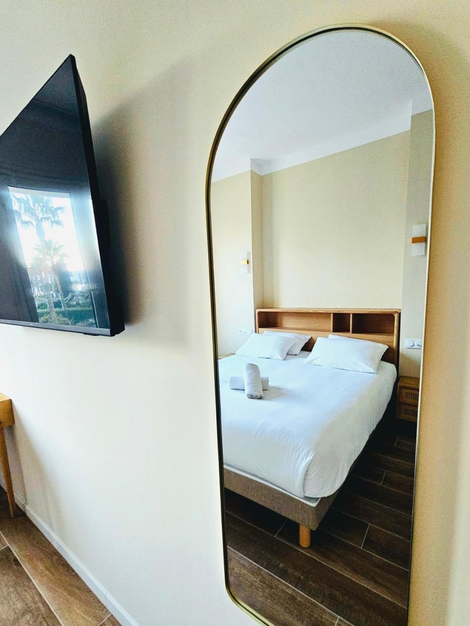 Gry hotel des Bains Sanary-sur-Mer Exterior foto