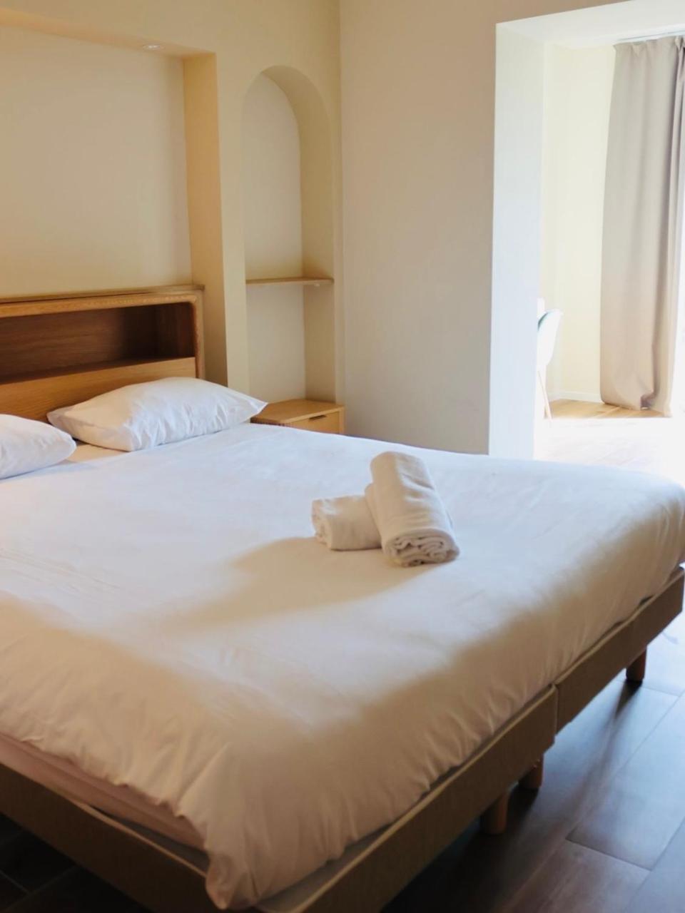 Gry hotel des Bains Sanary-sur-Mer Exterior foto